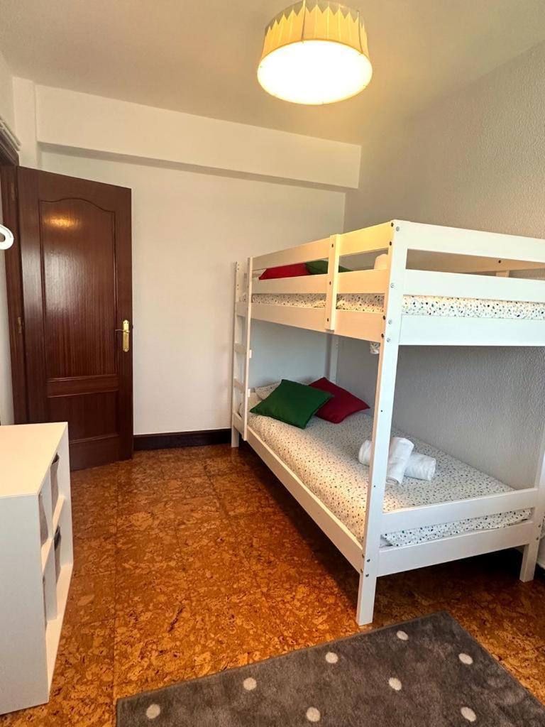 Apartamento Soleado Para 8 Personas En Santoña Екстериор снимка